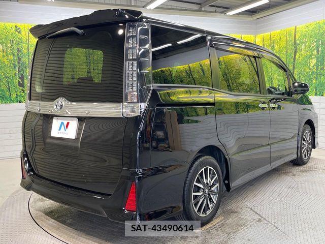 Toyota VOXY 2015-12 6999093-18