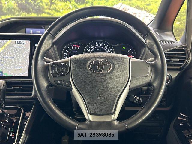Toyota VOXY 2019-08 6999082-11