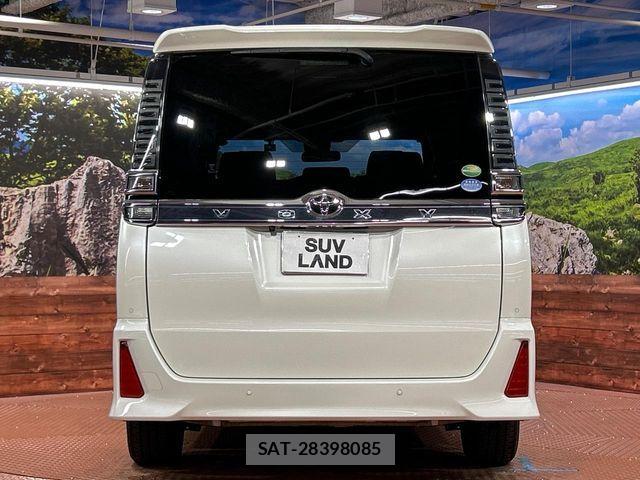 Toyota VOXY 2019-08 6999082-15