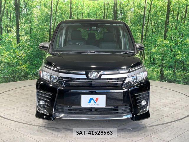 Toyota VOXY 2017-05 6999094-14