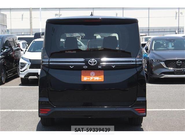 Toyota VOXY 2023-05 6999074-12