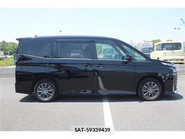 Toyota VOXY 2023-05 6999074-14