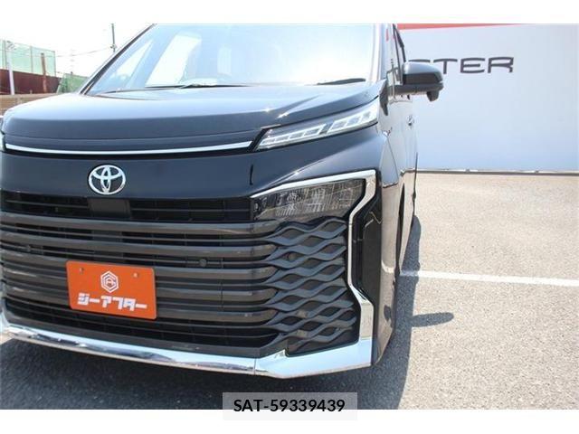 Toyota VOXY 2023-05 6999074-23