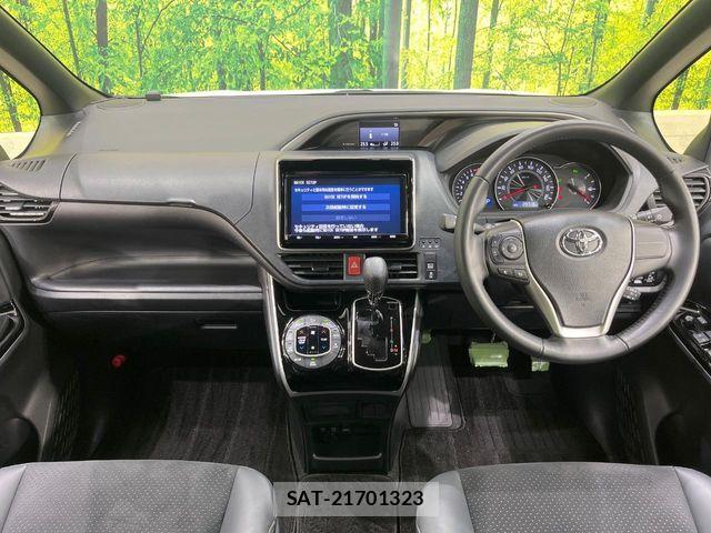 Toyota VOXY 2021-09 6999070-1