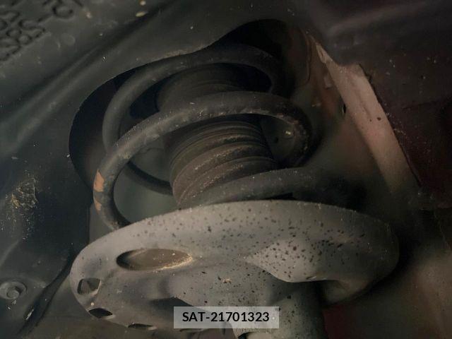 Toyota VOXY 2021-09 6999070-19