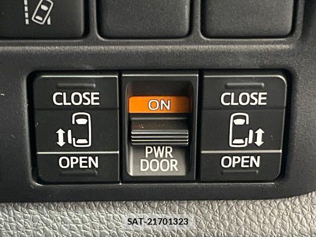 Toyota VOXY 2021-09 6999070-3