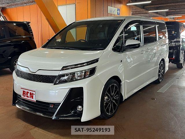 Toyota VOXY 2020-08 6999072-0