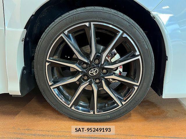 Toyota VOXY 2020-08 6999072-26