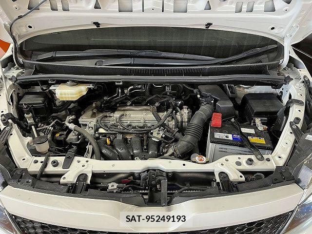 Toyota VOXY 2020-08 6999072-27