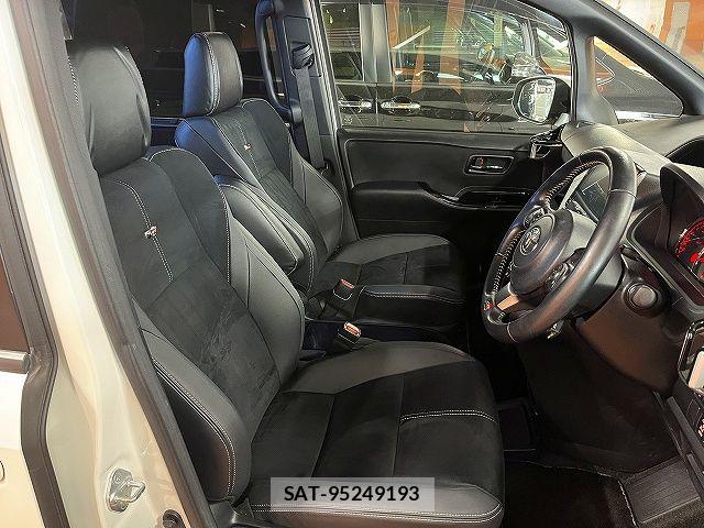 Toyota VOXY 2020-08 6999072-3