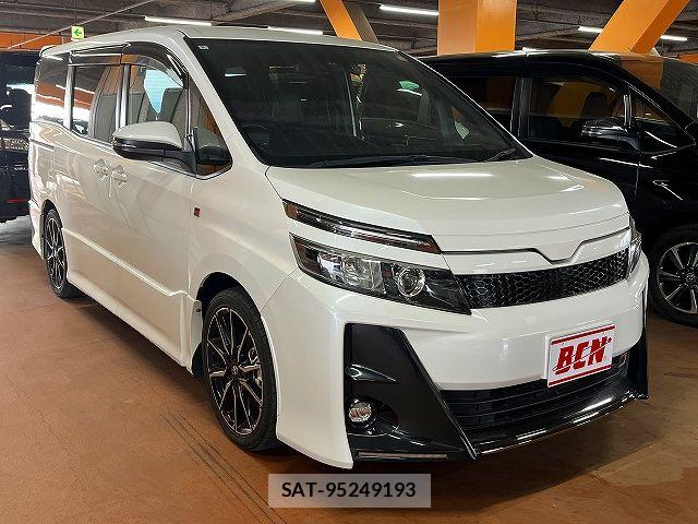 Toyota VOXY 2020-08 6999072-6
