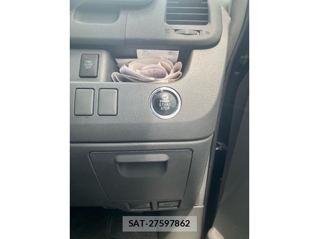 Toyota VOXY 2010-04 6999112-14