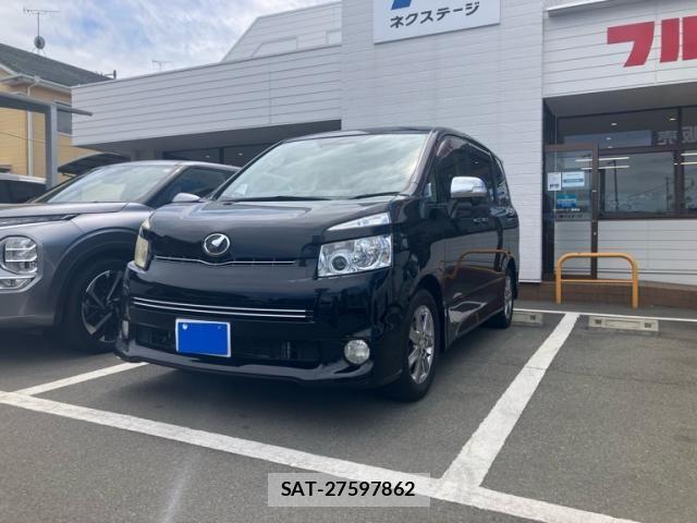 Toyota VOXY 2010-04 6999112-2
