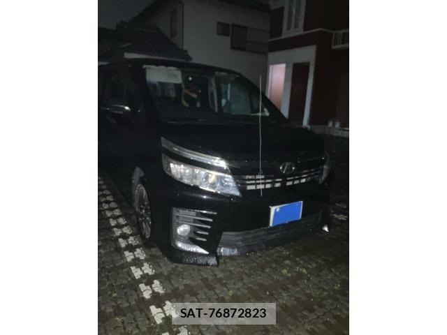 Toyota VOXY 2015-02 6999108-1