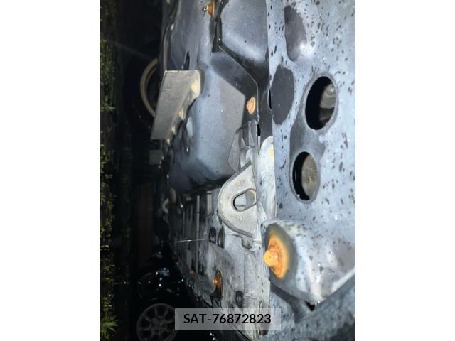 Toyota VOXY 2015-02 6999108-7