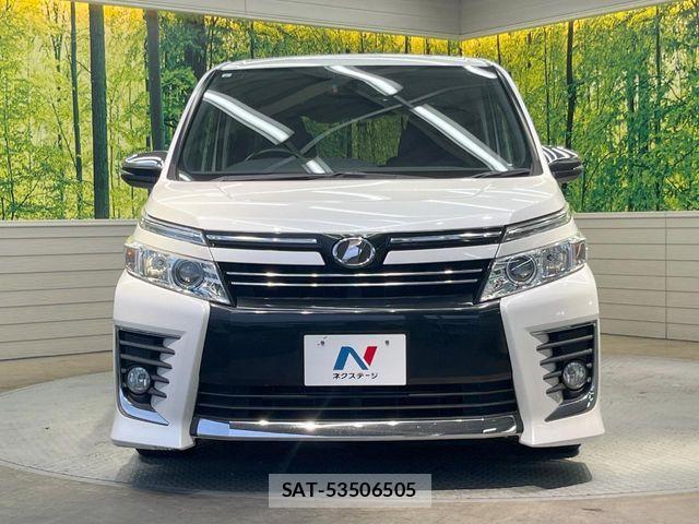 Toyota VOXY 2015-05 6999104-14