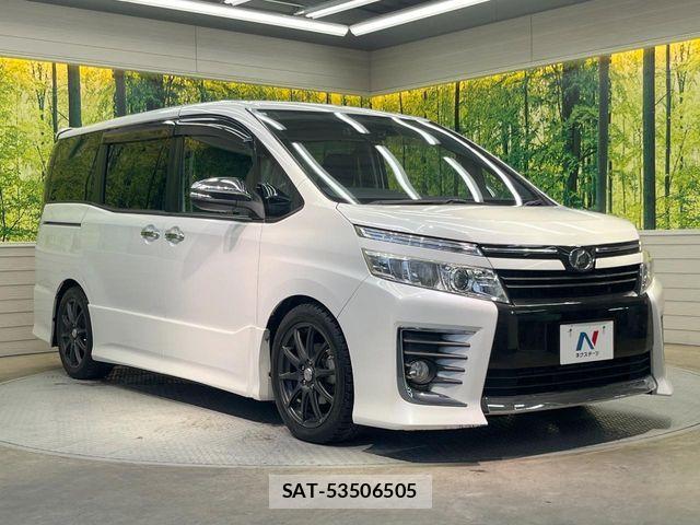 Toyota VOXY 2015-05 6999104-16