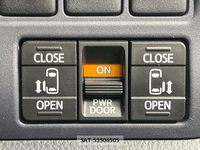 Toyota VOXY 2015-05 6999104-2