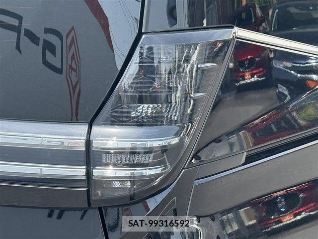 Toyota VOXY 2024-03 6999071-12