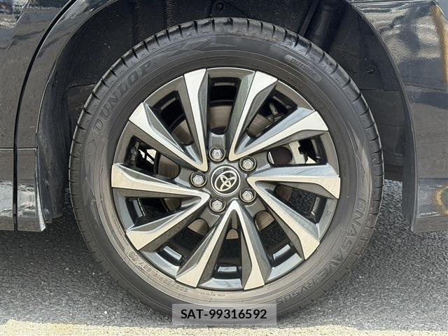 Toyota VOXY 2024-03 6999071-13