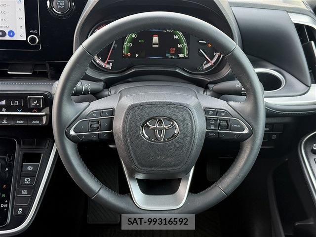 Toyota VOXY 2024-03 6999071-18