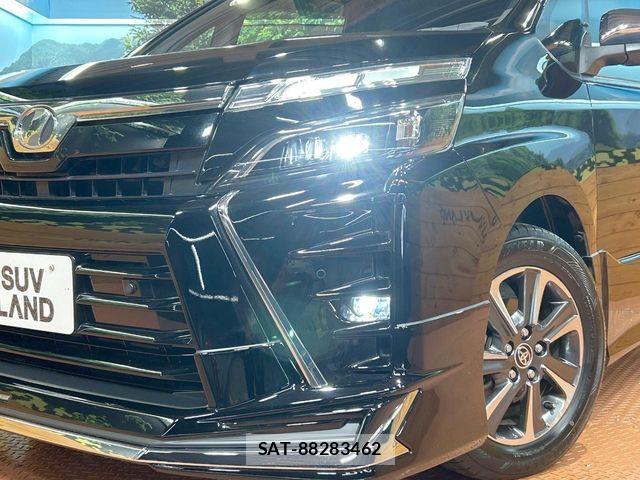 Toyota VOXY 2019-05 6999090-11