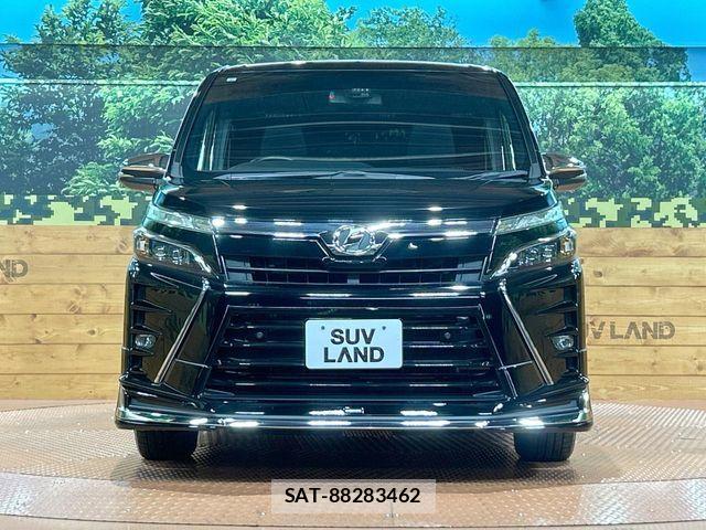 Toyota VOXY 2019-05 6999090-13