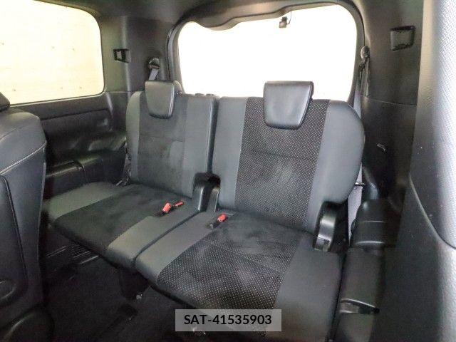 Toyota VOXY 2021-12 6999073-11