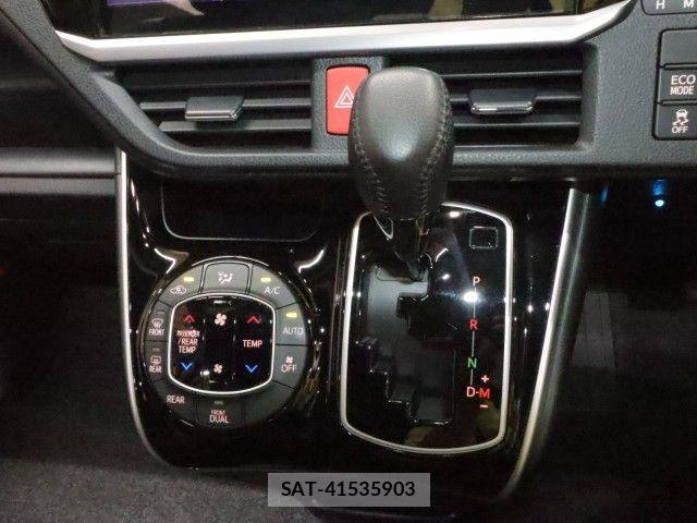 Toyota VOXY 2021-12 6999073-20