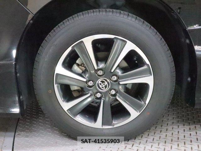 Toyota VOXY 2021-12 6999073-26