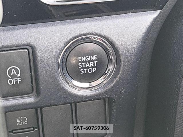 Toyota VOXY 2017-06 6999091-12