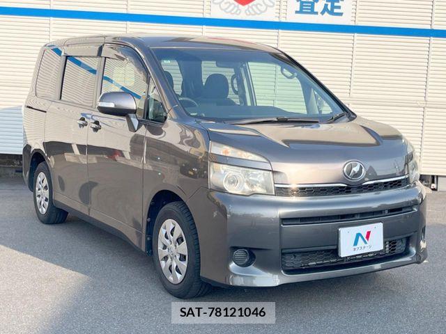 Toyota VOXY 2011-10 6999107-15