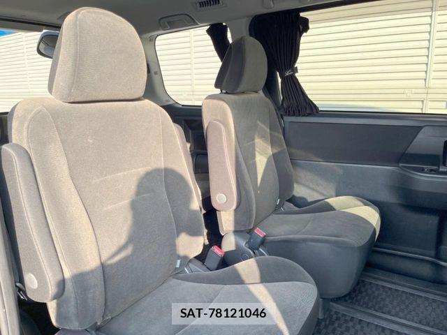 Toyota VOXY 2011-10 6999107-7