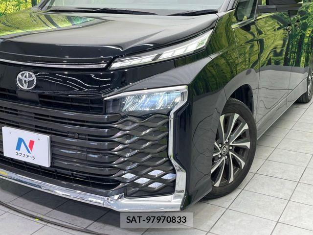 Toyota VOXY 2022-08 6999063-12