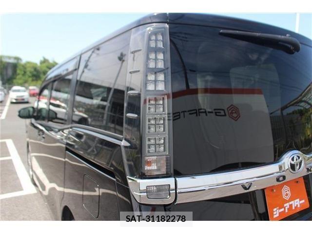 Toyota VOXY 2014-06 6999100-17