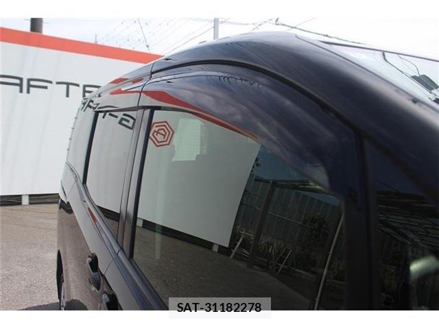 Toyota VOXY 2014-06 6999100-19