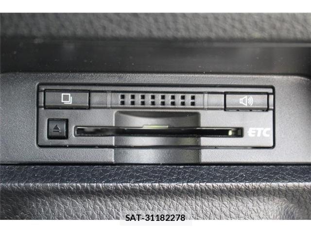 Toyota VOXY 2014-06 6999100-4