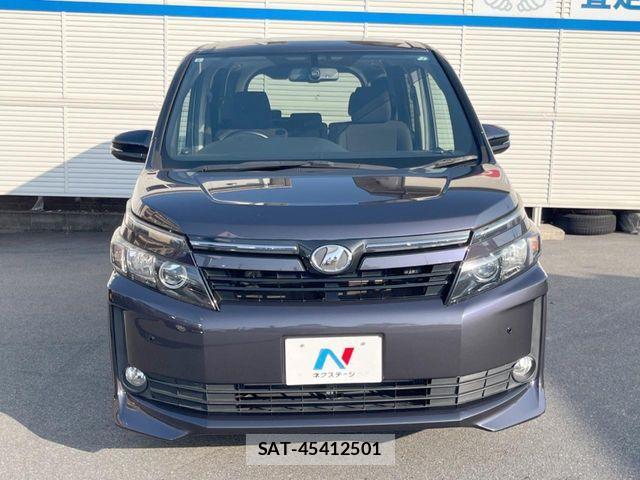 Toyota VOXY 2015-08 6999105-13