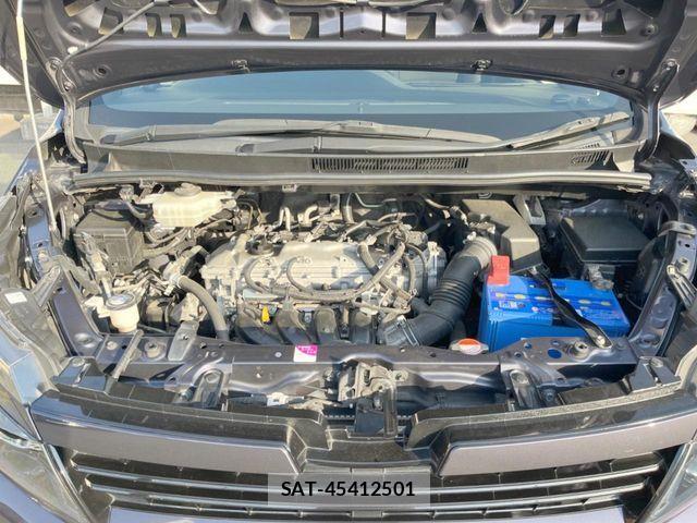 Toyota VOXY 2015-08 6999105-17
