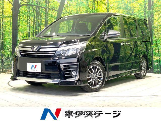 Toyota VOXY 2017-05 6999103-0
