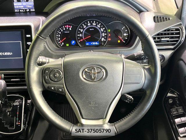 Toyota VOXY 2017-08 6999089-10