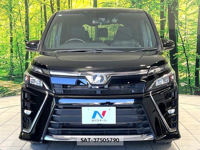 Toyota VOXY 2017-08 6999089-13
