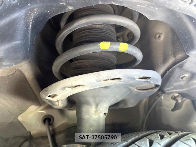 Toyota VOXY 2017-08 6999089-19