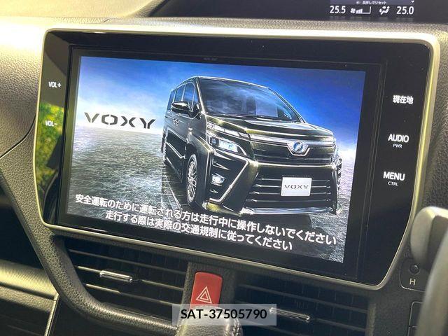 Toyota VOXY 2017-08 6999089-3
