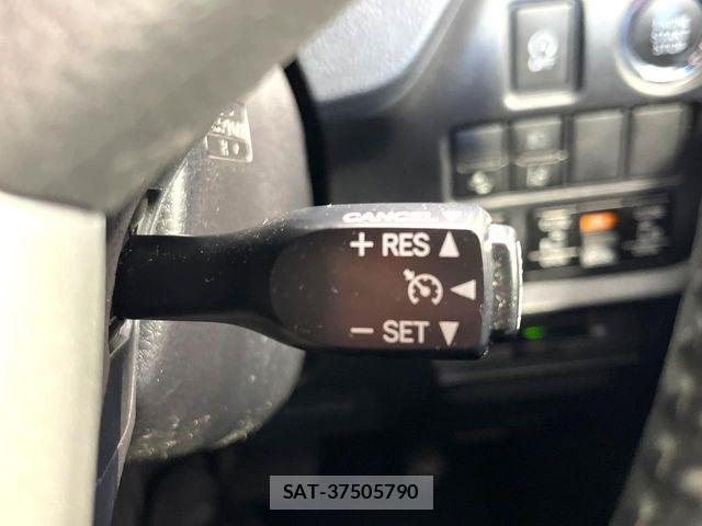 Toyota VOXY 2017-08 6999089-6