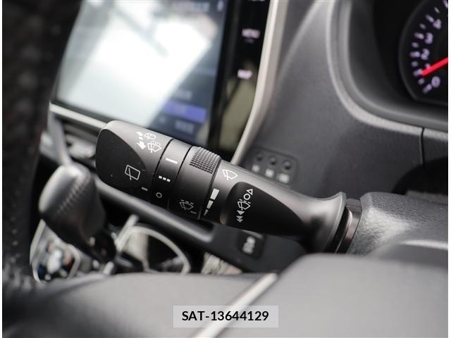 Toyota VOXY 2020-09 6999066-18