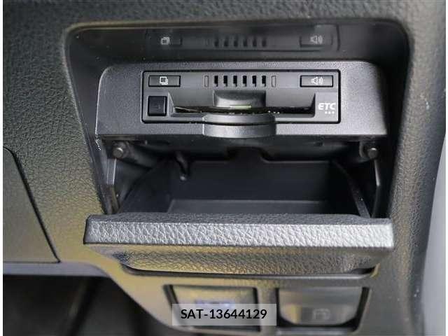 Toyota VOXY 2020-09 6999066-24
