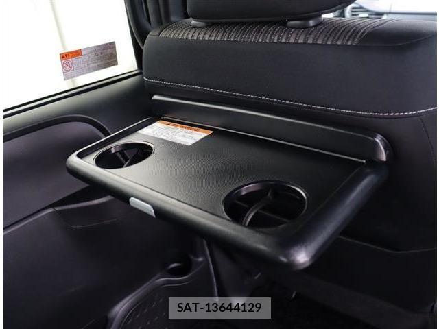 Toyota VOXY 2020-09 6999066-27