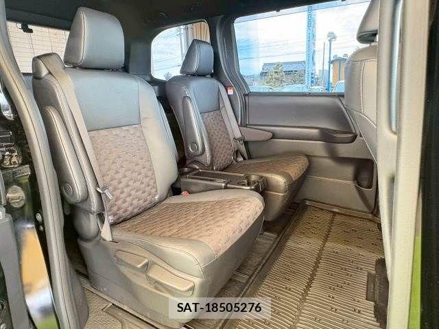 Toyota VOXY 2022-12 6999067-10