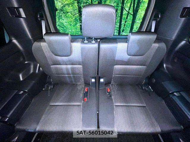 Toyota VOXY 2020-02 6999085-10